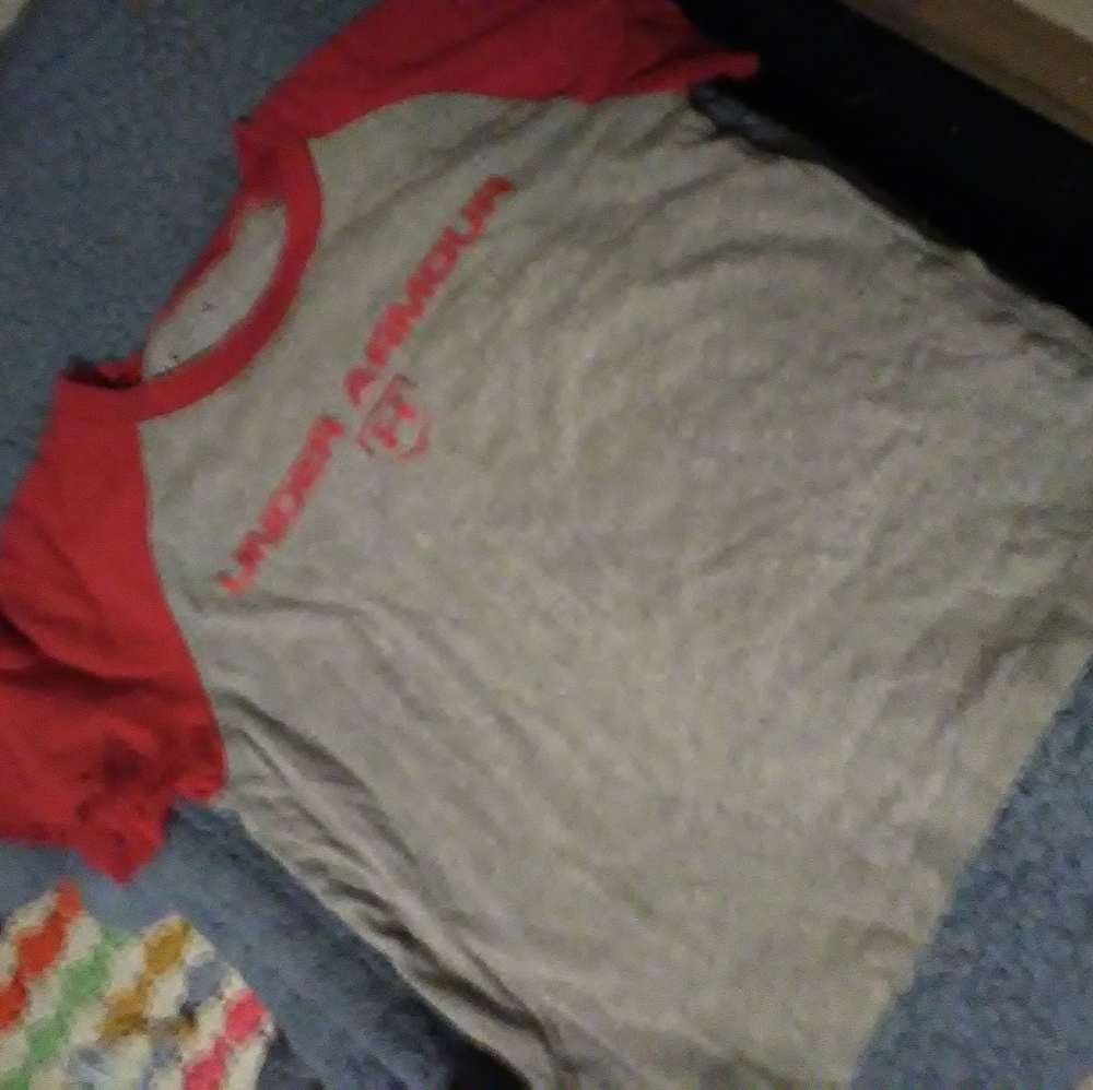 Boys Underarmour Tee